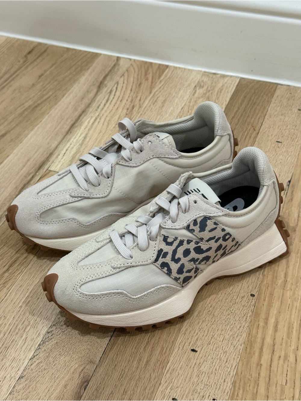 New Balance 327 Sneakers Linen/Sea Salt/Leopard - Picture 4 of 7